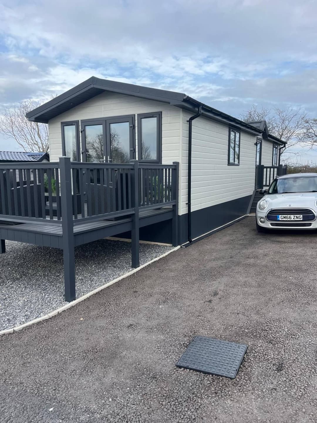 Hawthorn Lodge