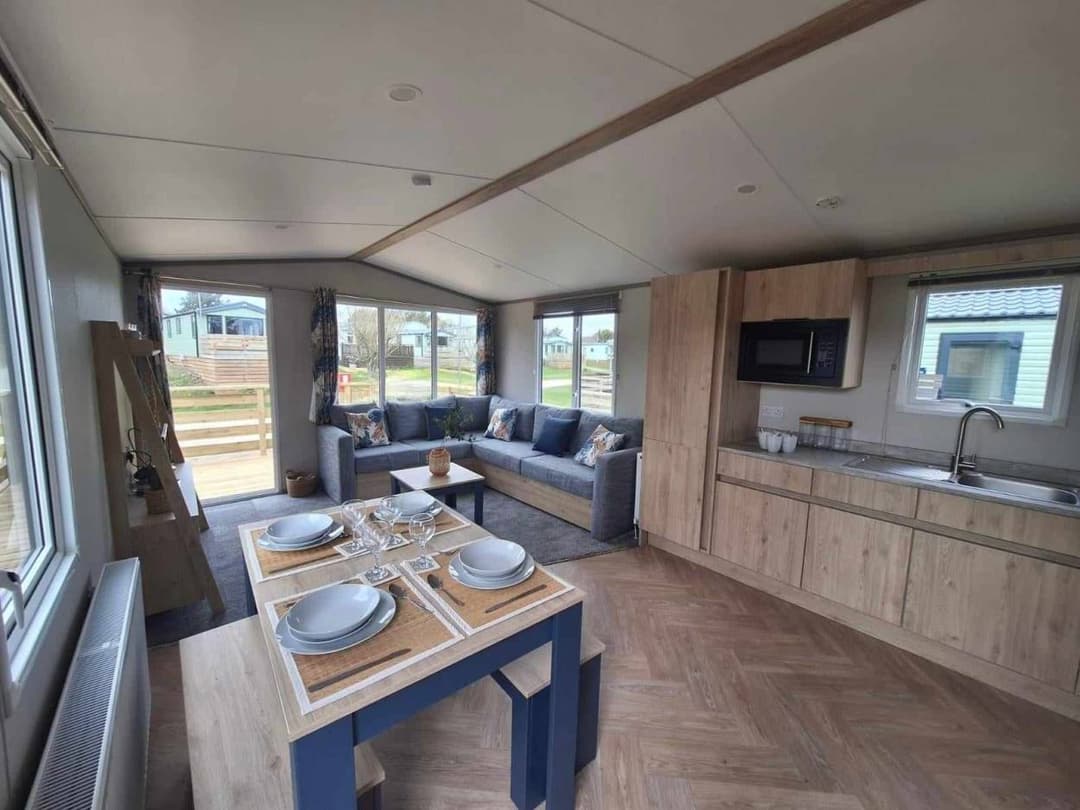 BRAND NEW VICTORY BAYWOOD, NO SITE FEES TILL 2027; INCLUDES DECKING