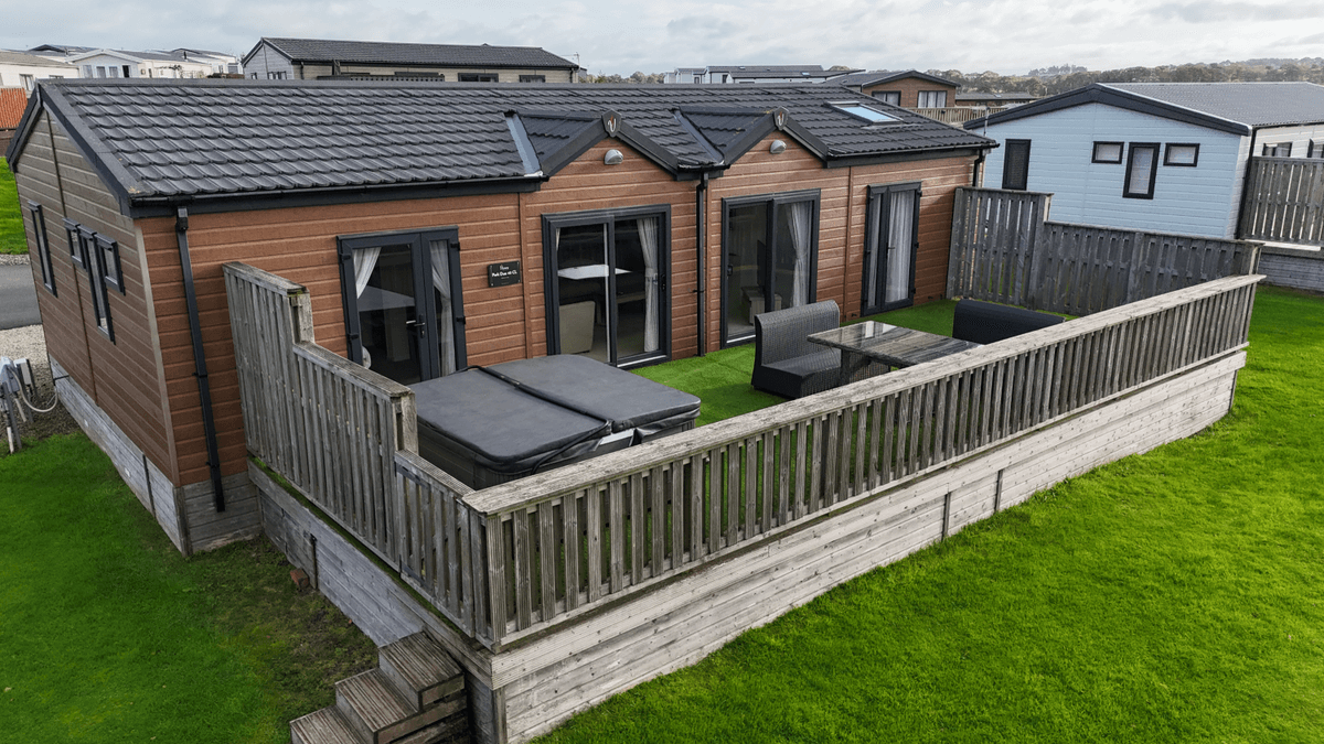  Stunning Hot Tub Front Row lodge for Sale at Crofthead Holiday Park *Unlimited Licence*