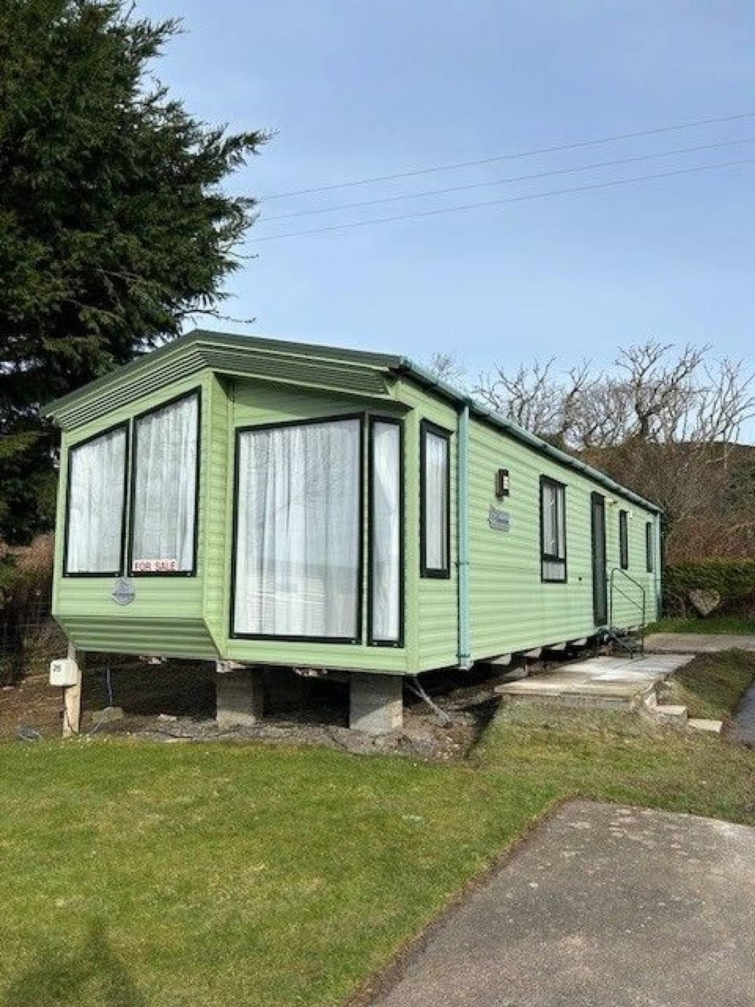 BK Grosvenor 37x12ft