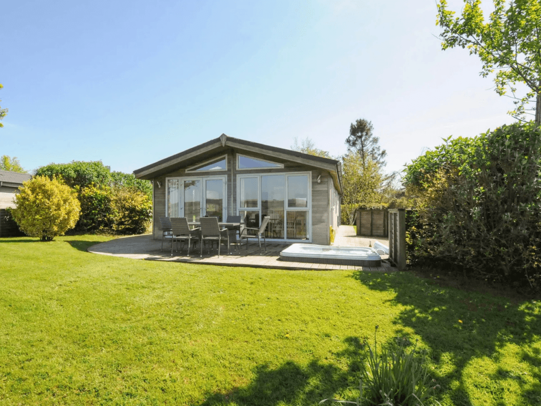 4 Horizon View  (Bespoke Timberventure)