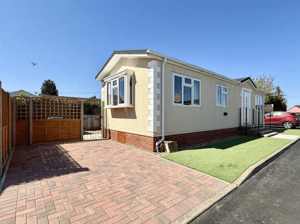 The Regency Park Home