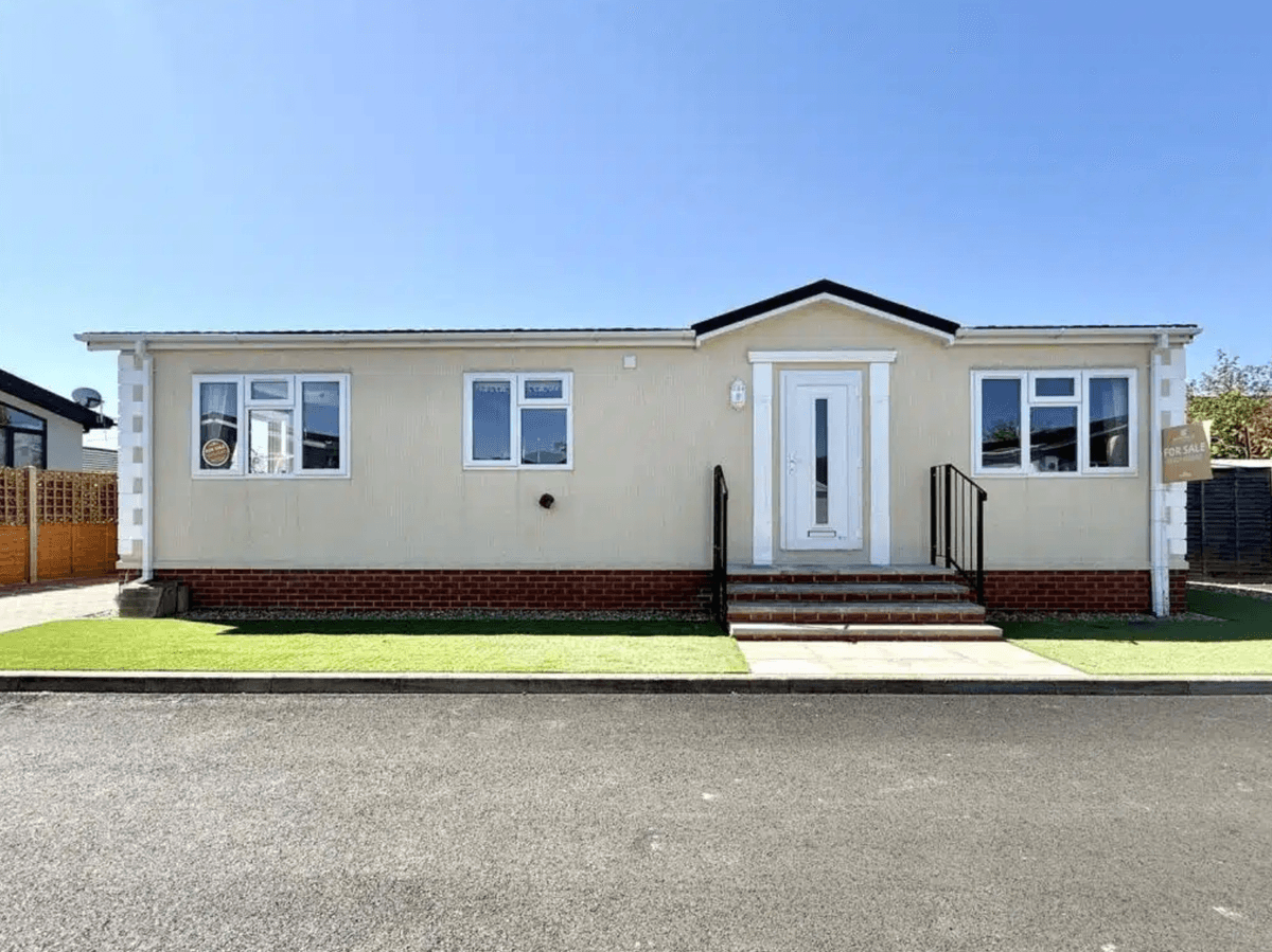 The Regency Park Home