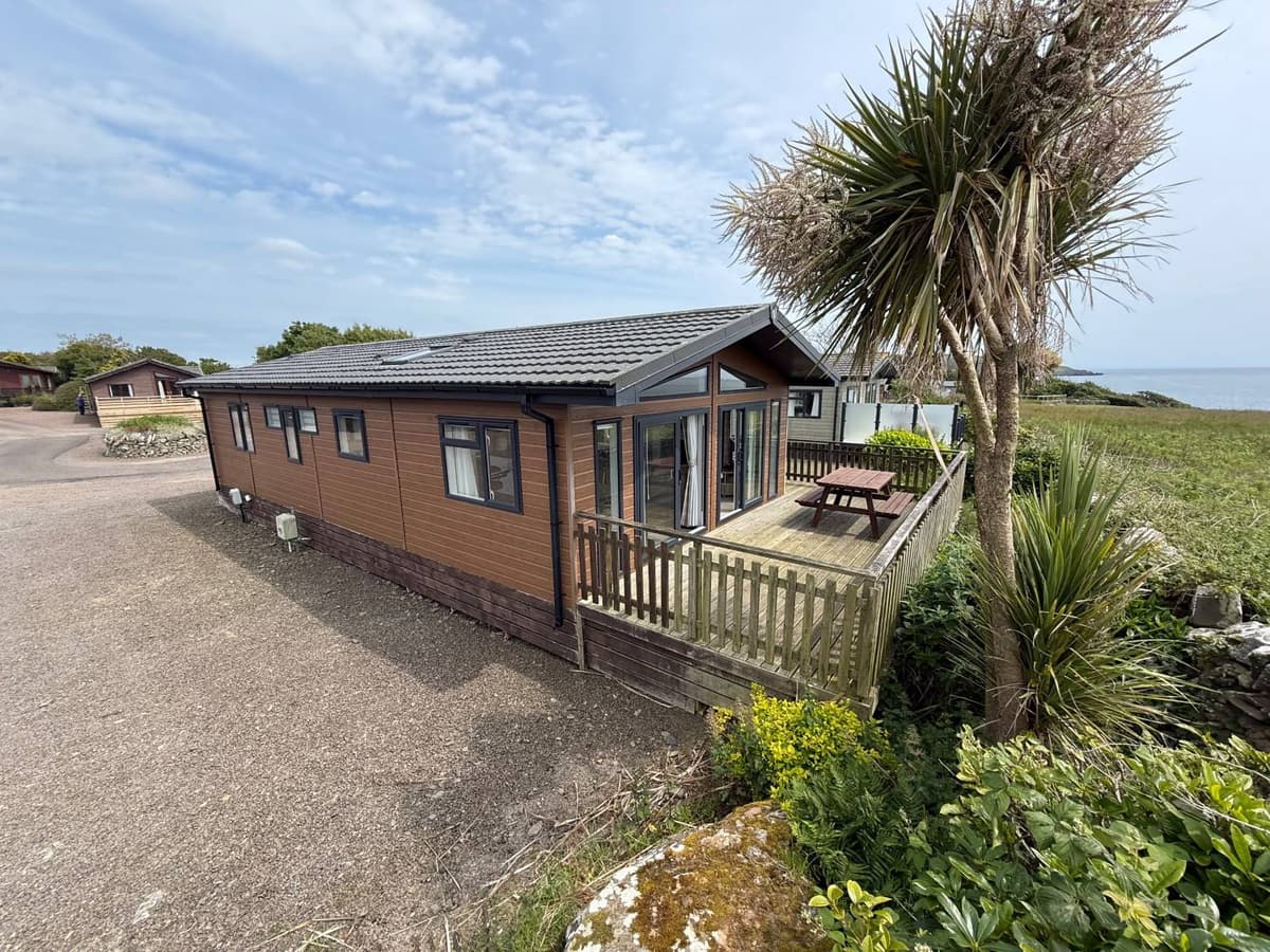 Huge Modern Lodge Park Crown Jewel: Victory Versailles Lodge with Panoramic Sea &amp;amp; Golf Views