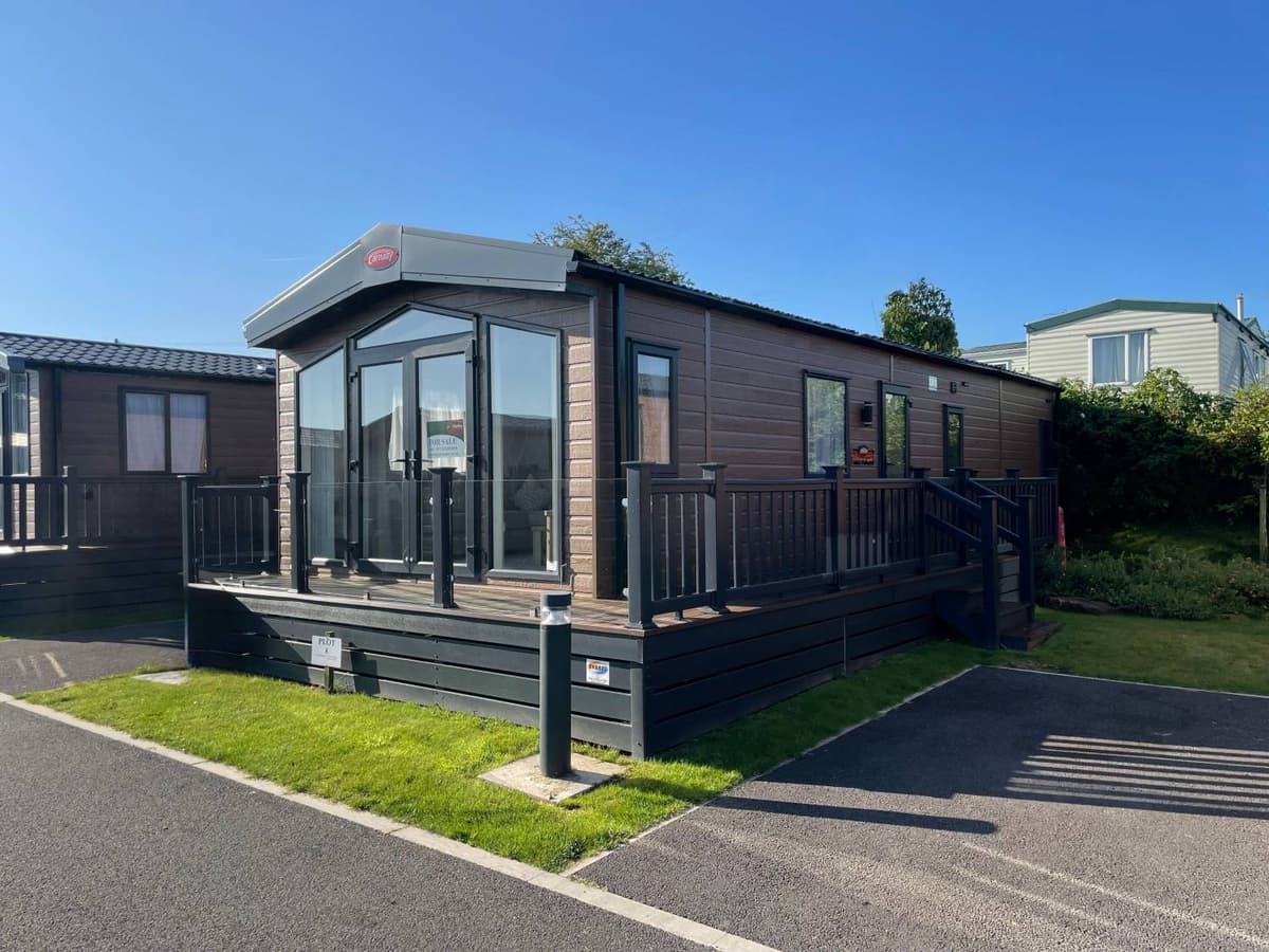 Carnaby Glenmoor