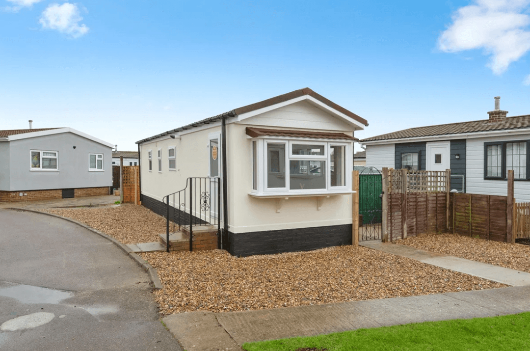Pre-Loved Refurbished Park Home
