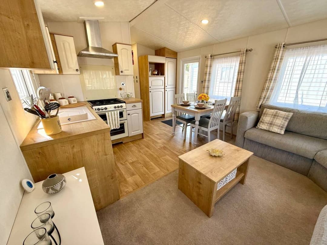 Westfield Mini Lodge