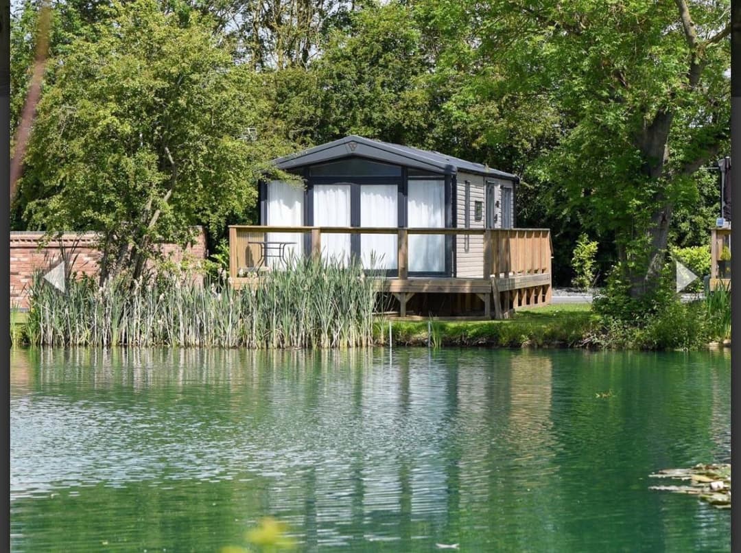 Brickyard lakes lodge