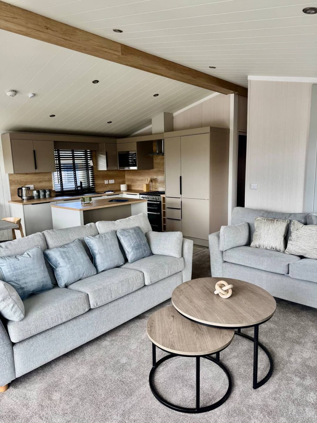 Swift Edmonton Lodge